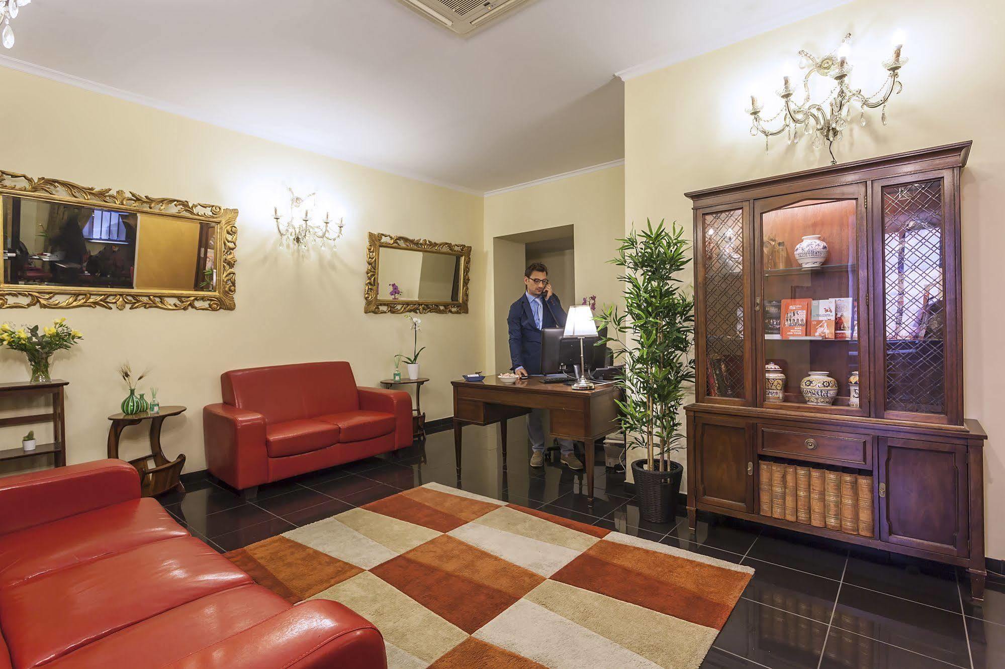 Hotel Regina Giovanna 3*