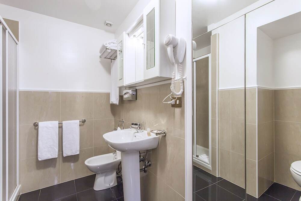 Hotel Regina Giovanna 3*